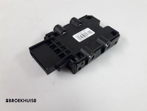 Usagé Module pompe carburant Lexus IS (E3) 300h 2.5 16V Prix € 40,00 Règlement à la marge proposé par Autobedrijf Broekhuis B.V.