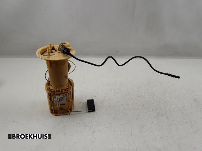 Usagé Pompe à carburant Volkswagen Crafter 2.5 TDI 30/32/35 Prix € 102,85 Prix TTC proposé par Autobedrijf Broekhuis B.V.