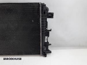 Kühler van een Volkswagen Crafter 2.5 TDI 30/32/35 2013