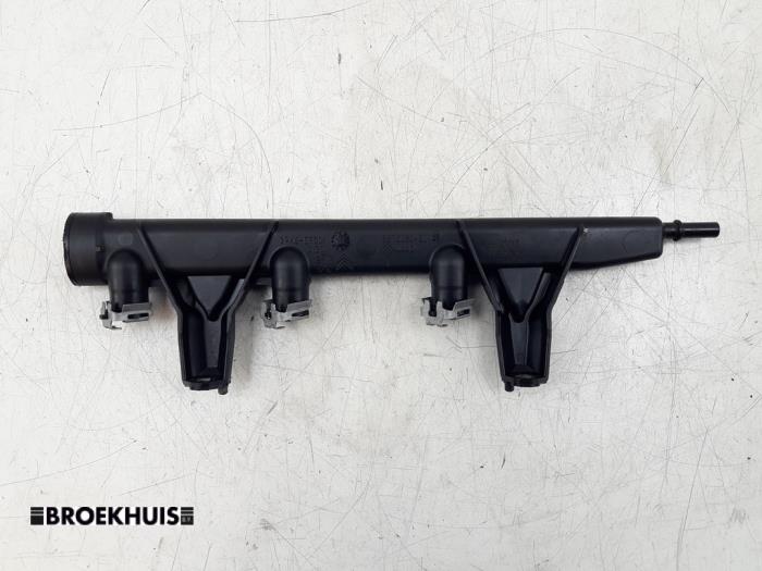 Usagé Système d'injection Peugeot 208 I (CA/CC/CK/CL) 1.2 Vti 12V PureTech 82 Prix € 25,00 Règlement à la marge proposé par Autobedrijf Broekhuis B.V.