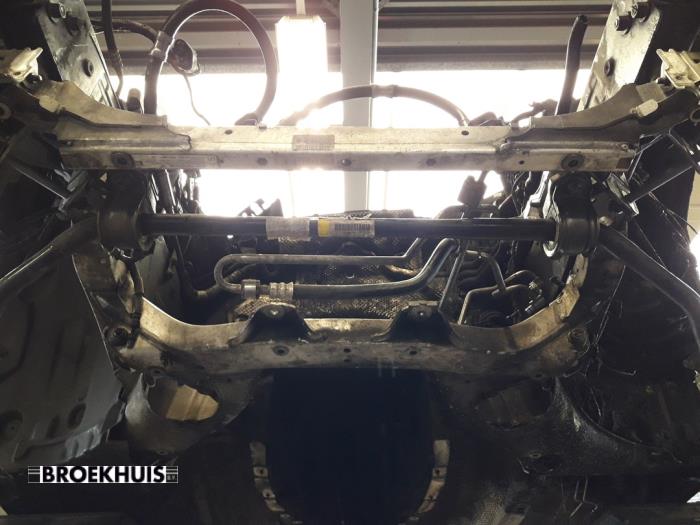 Gebrauchte Unterrahmen BMW 6 serie (F12) M6 V8 32V TwinPower Turbo Preis € 350,00 Margenregelung angeboten von Autobedrijf Broekhuis B.V.