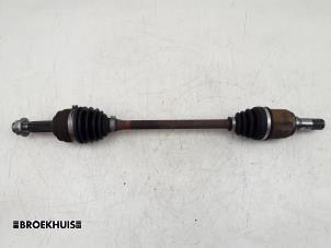 Used Front drive shaft, left Mitsubishi Space Star (A0) 1.2 12V Price € 80,00 Margin scheme offered by Autobedrijf Broekhuis B.V.