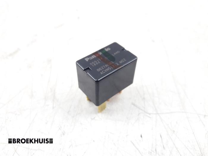 Begagnade Relä Mitsubishi Space Star (A0) 1.2 12V Pris € 5,00 Marginaltabell erbjuds av Autobedrijf Broekhuis B.V.
