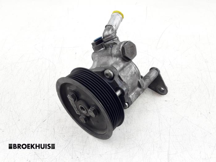Usagé Pompe de direction BMW 6 serie (F12) M6 V8 32V TwinPower Turbo Prix € 120,00 Règlement à la marge proposé par Autobedrijf Broekhuis B.V.