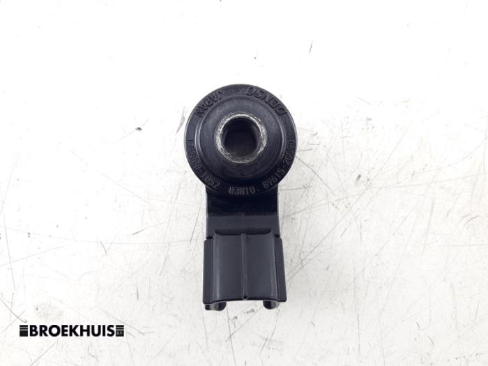Begagnade Knackningssensor Toyota Yaris III (P13) 1.33 16V Dual VVT-I Pris € 10,00 Marginaltabell erbjuds av Autobedrijf Broekhuis B.V.