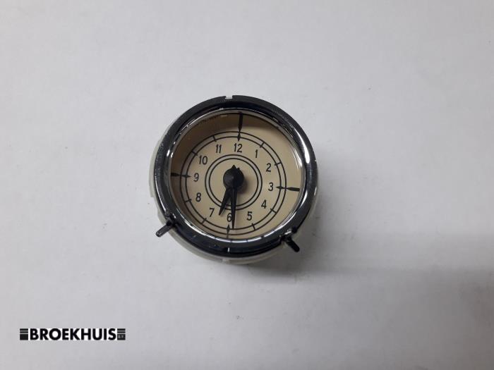 Gebrauchte Uhr Rover 75 Tourer 1.8 16V Preis € 10,00 Margenregelung angeboten von Autobedrijf Broekhuis B.V.