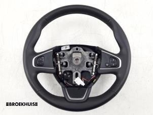 Used Steering wheel Renault Clio IV (5R) 0.9 Energy TCE 90 12V Price € 90,00 Margin scheme offered by Autobedrijf Broekhuis B.V.