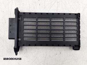 Used Heating element Renault Clio IV (5R) 0.9 Energy TCE 90 12V Price € 25,00 Margin scheme offered by Autobedrijf Broekhuis B.V.