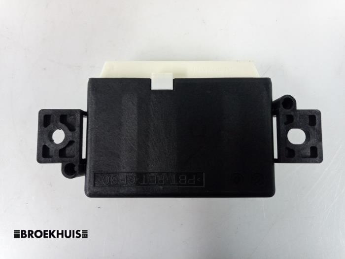 PDC Module from a Renault Clio IV (5R) 0.9 Energy TCE 90 12V 2019