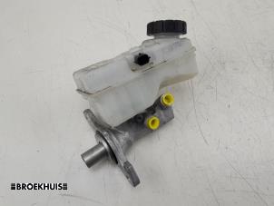 Used Brake pump Renault Clio IV (5R) 0.9 Energy TCE 90 12V Price € 40,00 Margin scheme offered by Autobedrijf Broekhuis B.V.
