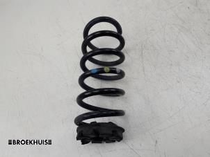 Used Rear coil spring Renault Clio IV (5R) 0.9 Energy TCE 90 12V Price € 25,00 Margin scheme offered by Autobedrijf Broekhuis B.V.