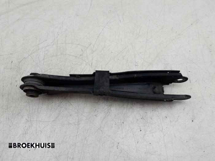 Rear wishbone, right Volvo V90 II 2.0 T5 16V - 31387207