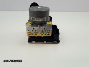 Bloc ABS d'un Audi A3 Limousine (8VS/8VM) 1.5 TFSI 16V 2019