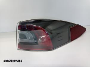 Używane Tylne swiatlo pozycyjne prawe Tesla Model S 75D Cena € 350,00 Procedura marży oferowane przez Autobedrijf Broekhuis B.V.