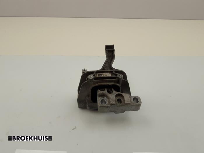 Used Engine mount Audi A3 Limousine (8VS/8VM) 1.5 TFSI 16V Price € 30,00 Margin scheme offered by Autobedrijf Broekhuis B.V.