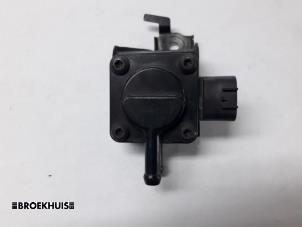 Used Exhaust heat sensor Toyota Avensis (T25/B1B) Price € 15,00 Margin scheme offered by Autobedrijf Broekhuis B.V.