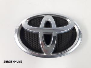 Usagé Emblème Toyota Avensis Prix € 10,00 Règlement à la marge proposé par Autobedrijf Broekhuis B.V.
