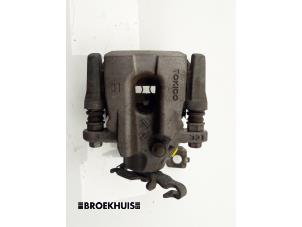 Used Rear brake calliper, left Lexus CT 200h 1.8 16V Price € 75,00 Margin scheme offered by Autobedrijf Broekhuis B.V.