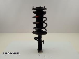 Used Front shock absorber rod, left Lexus CT 200h 1.8 16V Price € 60,00 Margin scheme offered by Autobedrijf Broekhuis B.V.