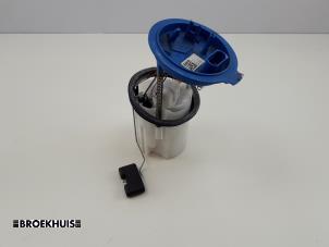Used Electric fuel pump Volkswagen Polo VI (AW1) 1.0 TSI 12V Price € 65,00 Margin scheme offered by Autobedrijf Broekhuis B.V.