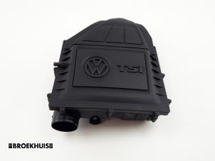 Usagé Boîtier filtre à air Volkswagen Polo VI (AW1) 1.0 TSI 12V Prix € 30,00 Règlement à la marge proposé par Autobedrijf Broekhuis B.V.