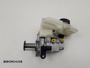 Used Brake pump Volkswagen Polo VI (AW1) 1.0 TSI 12V Price € 90,00 Margin scheme offered by Autobedrijf Broekhuis B.V.