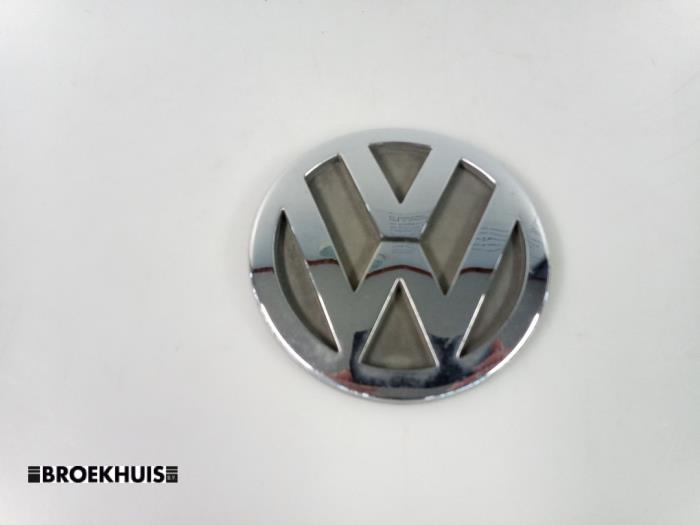 Emblem van een Volkswagen Polo IV (9N1/2/3) 1.2 12V 2005