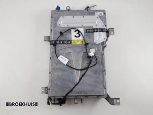 Usagé Chargeur de batterie Tesla Model S 75D Prix € 1.000,00 Règlement à la marge proposé par Autobedrijf Broekhuis B.V.
