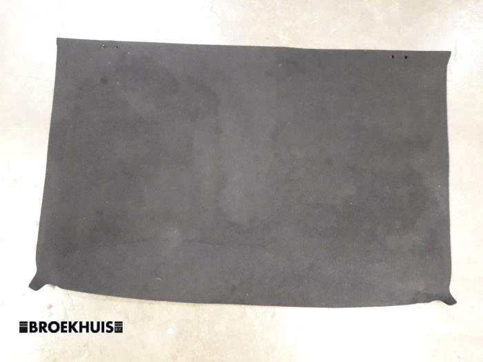 Boot mat from a Renault Clio IV (5R) 0.9 Energy TCE 90 12V 2019