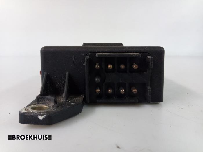 SRS module Mercedes 190 D 2.0 D - 0048202410