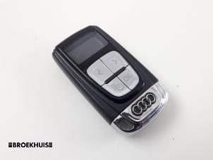 Usagé Télécommande chauffage stationnaire Audi A3 Limousine (8VS/8VM) 1.5 TFSI 16V Prix € 75,00 Règlement à la marge proposé par Autobedrijf Broekhuis B.V.