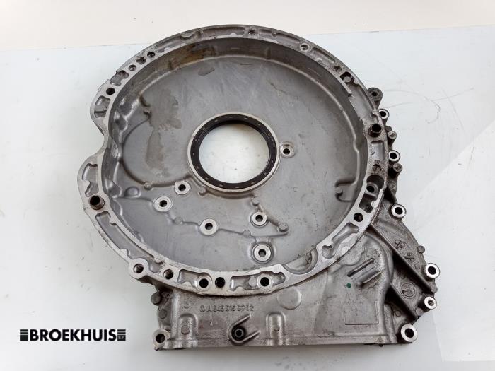 Usagé Couvercle de distribution Mercedes A (W176) 1.8 A-180 CDI 16V Autom. Prix € 85,00 Règlement à la marge proposé par Autobedrijf Broekhuis B.V.
