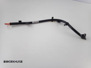 Used Oil dipstick Mercedes A (W176) 1.8 A-180 CDI 16V Autom. Price € 35,00 Margin scheme offered by Autobedrijf Broekhuis B.V.