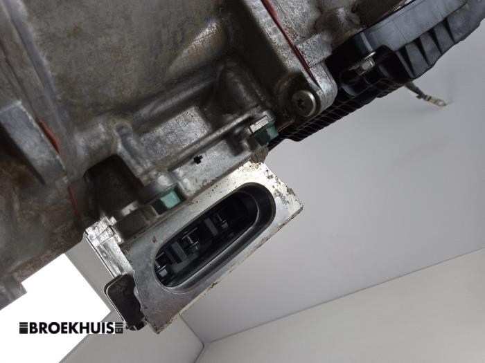 Getriebe van een Mazda CX-60 (KH) 2.5 e-SkyActiv PHEV 2023