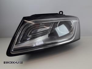 Used Headlight, left Audi Q5 (8RB) 2.0 TDI 16V Quattro Price € 500,00 Margin scheme offered by Autobedrijf Broekhuis B.V.