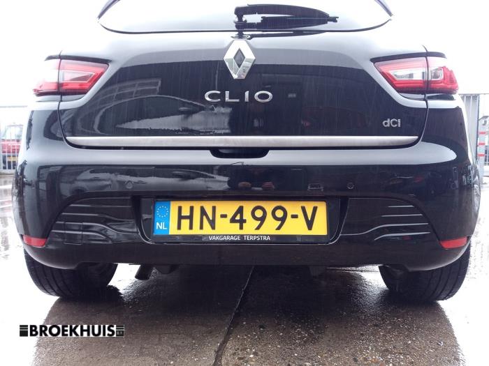 Stoßstange hinten van een Renault Clio IV (5R) 1.5 dCi 90 FAP 2015