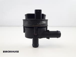 Used Additional water pump Mercedes A (W176) 1.5 A-180 CDI, A-180d 16V Price € 25,00 Margin scheme offered by Autobedrijf Broekhuis B.V.