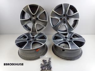 Used Set of sports wheels Renault Clio IV (5R) 1.5 dCi 90 FAP Price € 250,00 Margin scheme offered by Autobedrijf Broekhuis B.V.