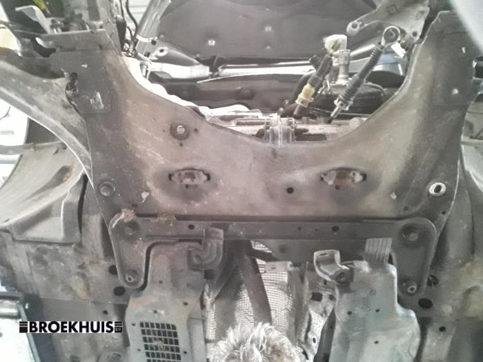 Used Subframe Renault Clio IV (5R) 1.5 dCi 90 FAP Price € 50,00 Margin scheme offered by Autobedrijf Broekhuis B.V.