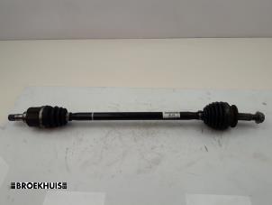 Used Front drive shaft, right Volkswagen Up! (121) 1.0 12V 60 Price on request offered by Autobedrijf Broekhuis B.V.