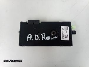Usados Amplificador de antena BMW 3 serie (F30) 320d 2.0 16V EfficientDynamicsEdition Precio € 15,00 Norma de margen ofrecido por Autobedrijf Broekhuis B.V.