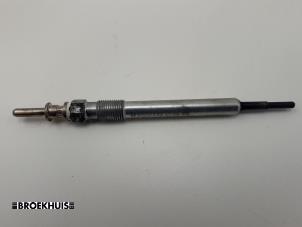 Used Glow plug BMW 3 serie (F30) 320d 2.0 16V EfficientDynamicsEdition Price on request offered by Autobedrijf Broekhuis B.V.