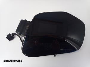 Used Tank cap cover Peugeot 208 II (UB/UH/UP) e-208 Price € 50,00 Margin scheme offered by Autobedrijf Broekhuis B.V.