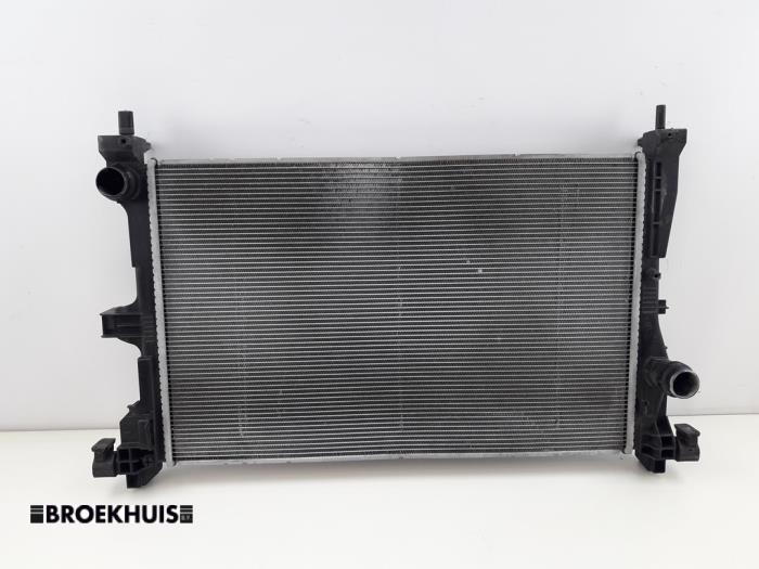 Used Radiator Fiat 500X (334) 1.0 FireFly Turbo 120 12V Price € 125,00 Margin scheme offered by Autobedrijf Broekhuis B.V.