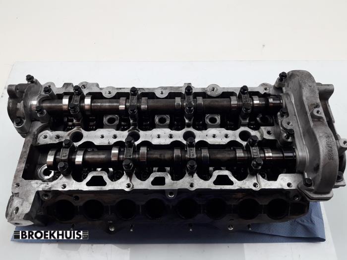 Begagnade Topplock Volvo V40 (MV) 2.0 D2 16V Pris € 750,00 Marginaltabell erbjuds av Autobedrijf Broekhuis B.V.