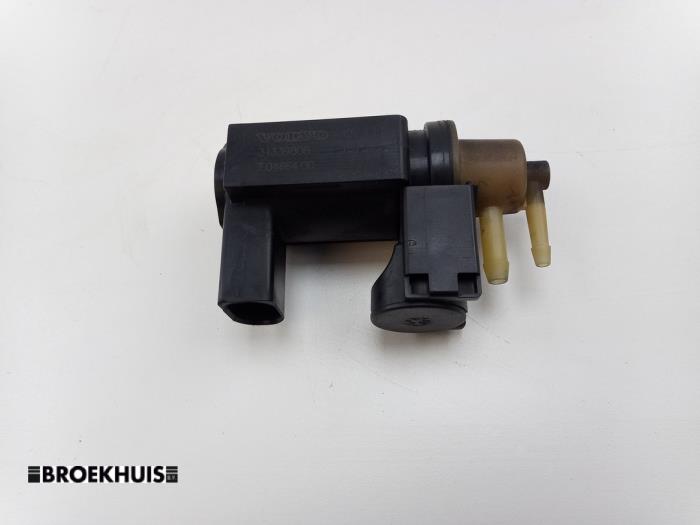 Usagé Régulateur pression turbo Volvo V40 (MV) 2.0 D2 16V Prix € 25,00 Règlement à la marge proposé par Autobedrijf Broekhuis B.V.