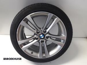 Usados Juego de llantas deportivas + neumáticos BMW 3 serie (F30) 320d 2.0 16V EfficientDynamicsEdition Precio de solicitud ofrecido por Autobedrijf Broekhuis B.V.