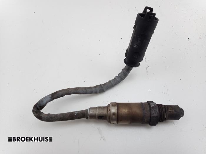 Usados Sonda Lambda BMW 7 serie (E65/E66/E67) 745i,Li 4.4 V8 32V Precio € 30,00 Norma de margen ofrecido por Autobedrijf Broekhuis B.V.
