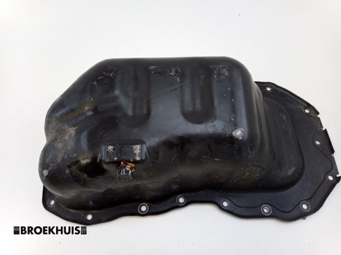 Gebrauchte Ölwanne Mazda CX-3 (DJ/DK) 2.0 SkyActiv-G 120 Preis € 80,00 Margenregelung angeboten von Autobedrijf Broekhuis B.V.