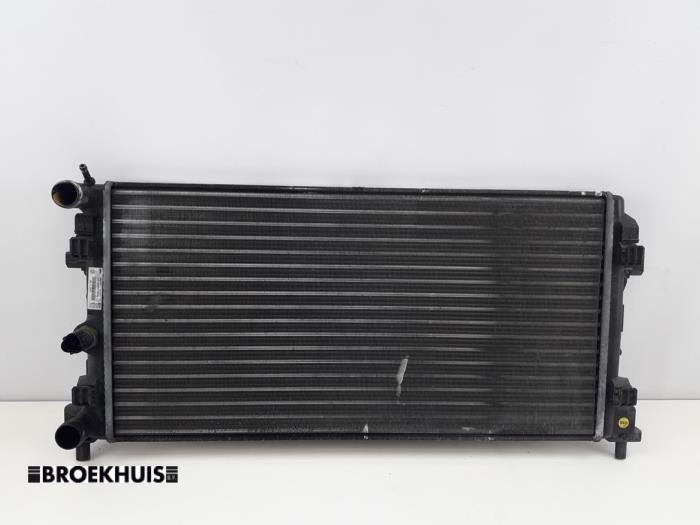 Gebrauchte Kühler Volkswagen Polo V (6R) 1.2 TSI Preis € 40,00 Margenregelung angeboten von Autobedrijf Broekhuis B.V.